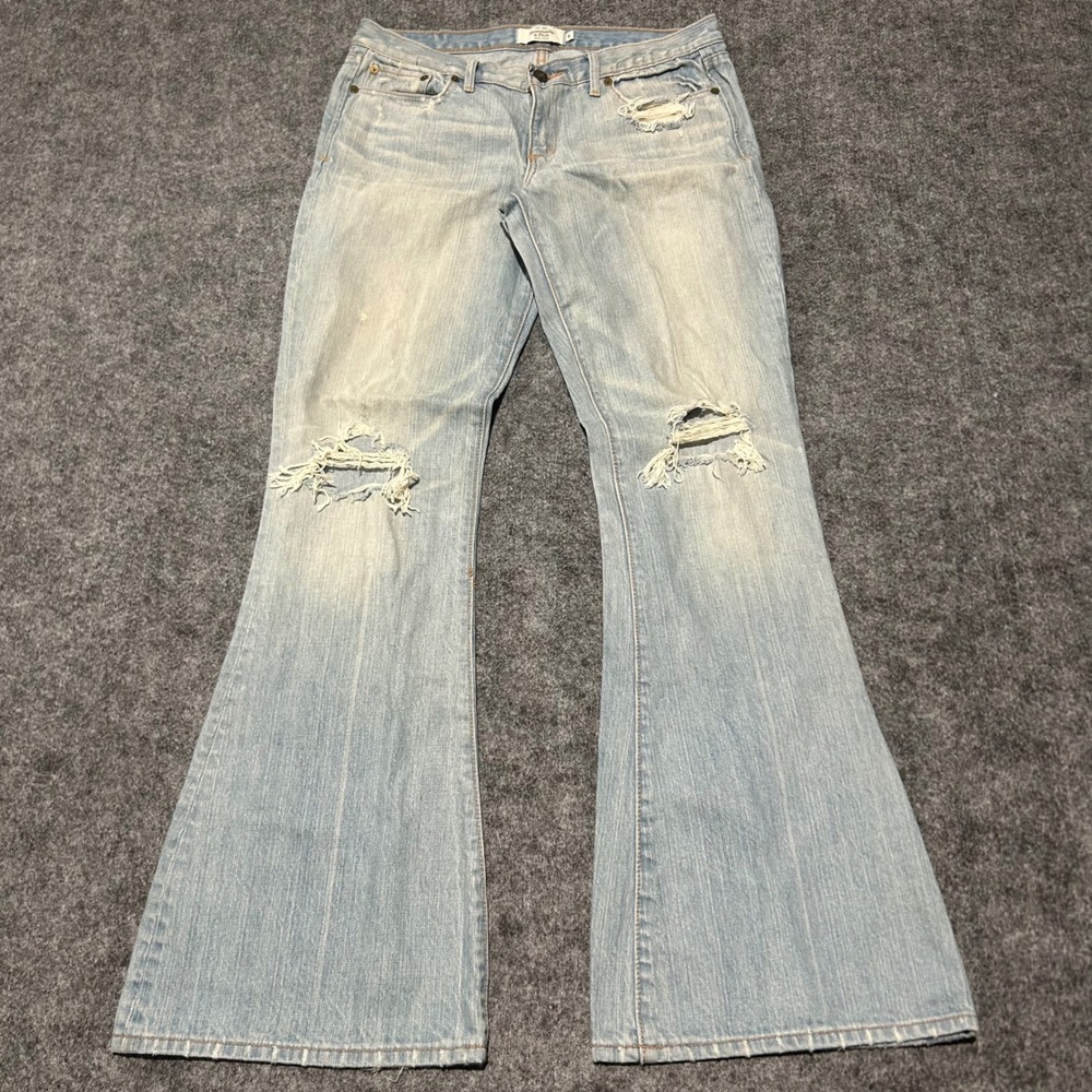 Abercrombie & Fitch Distressed Flare Jeans Light Wash Blue Size 6